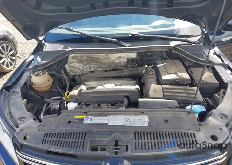 2016 Volkswagen Tiguan S из США, поврежденный, VIN WVGBV7AX5GW532913